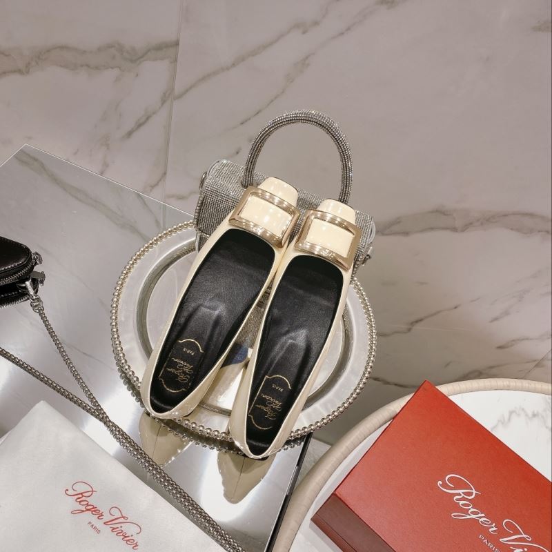 Roger Vivier flat shoes